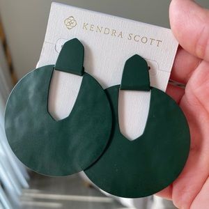 Kendra Scott Diane Statement earrings in matte Green